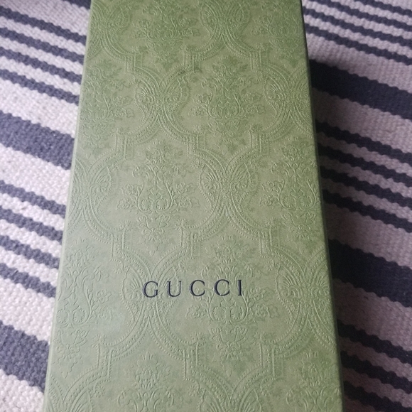 Gucci slides - Picture 3 of 3